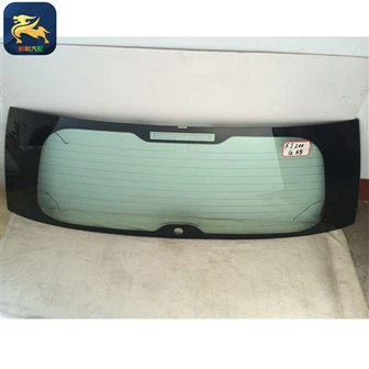 Πίσω παρμπρίζ της Carola Camry